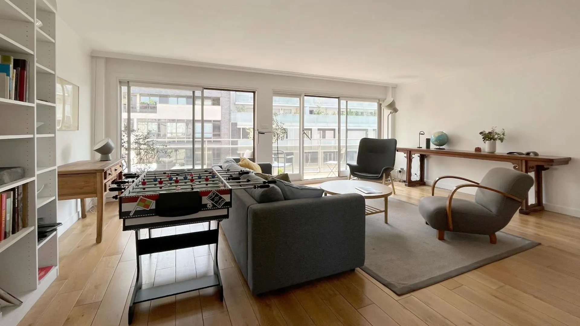 Grand Bright Apartment-4Bdr-130M2 Paris 0*,  França