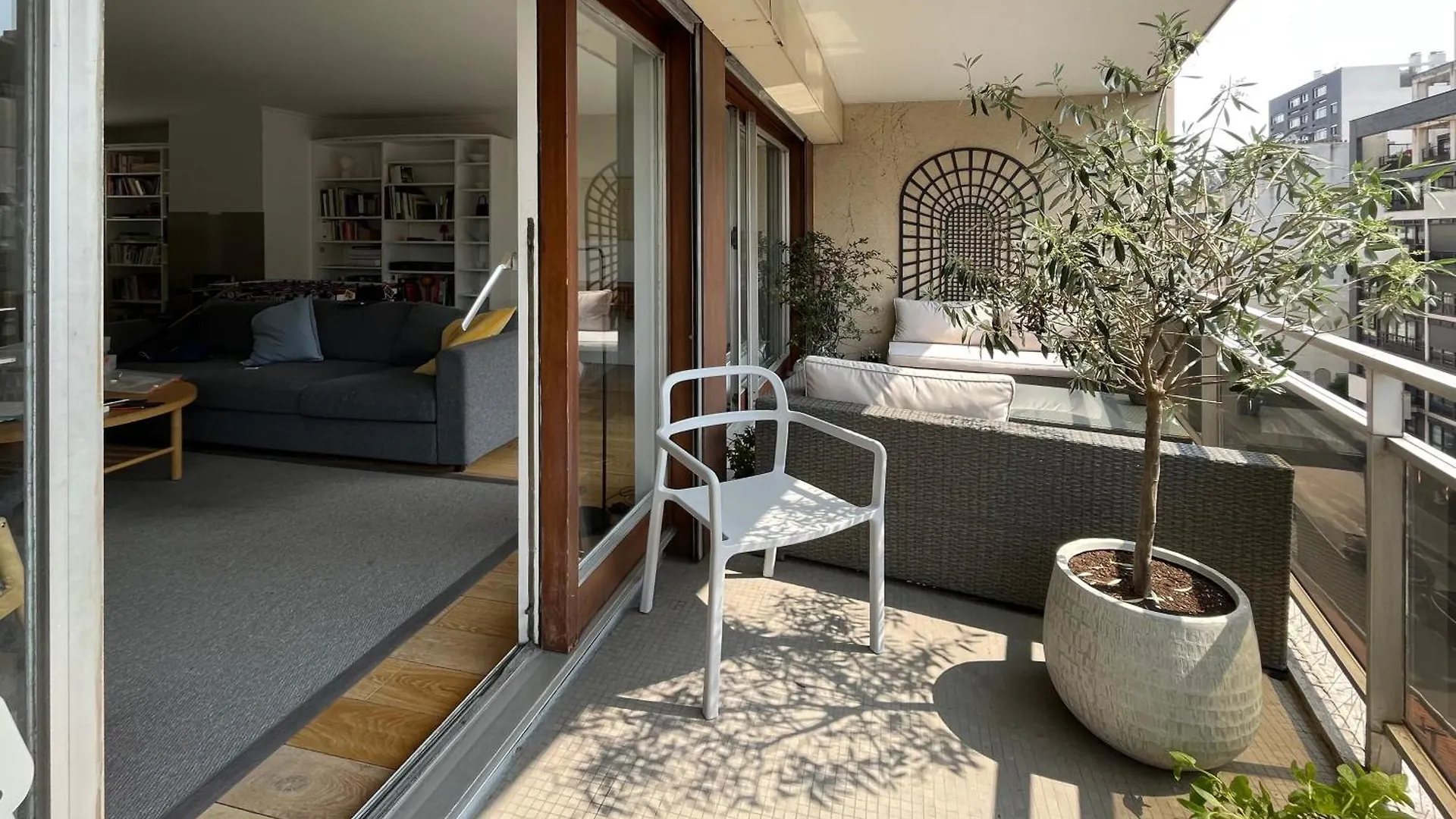 Apartment Grand Bright Apartment-4Bdr-130M2 Paris France